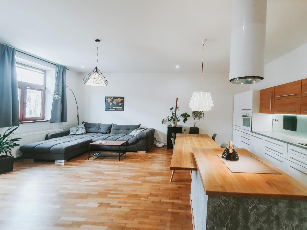 Priestranny Apartman V Centre Kosice Luaran gambar